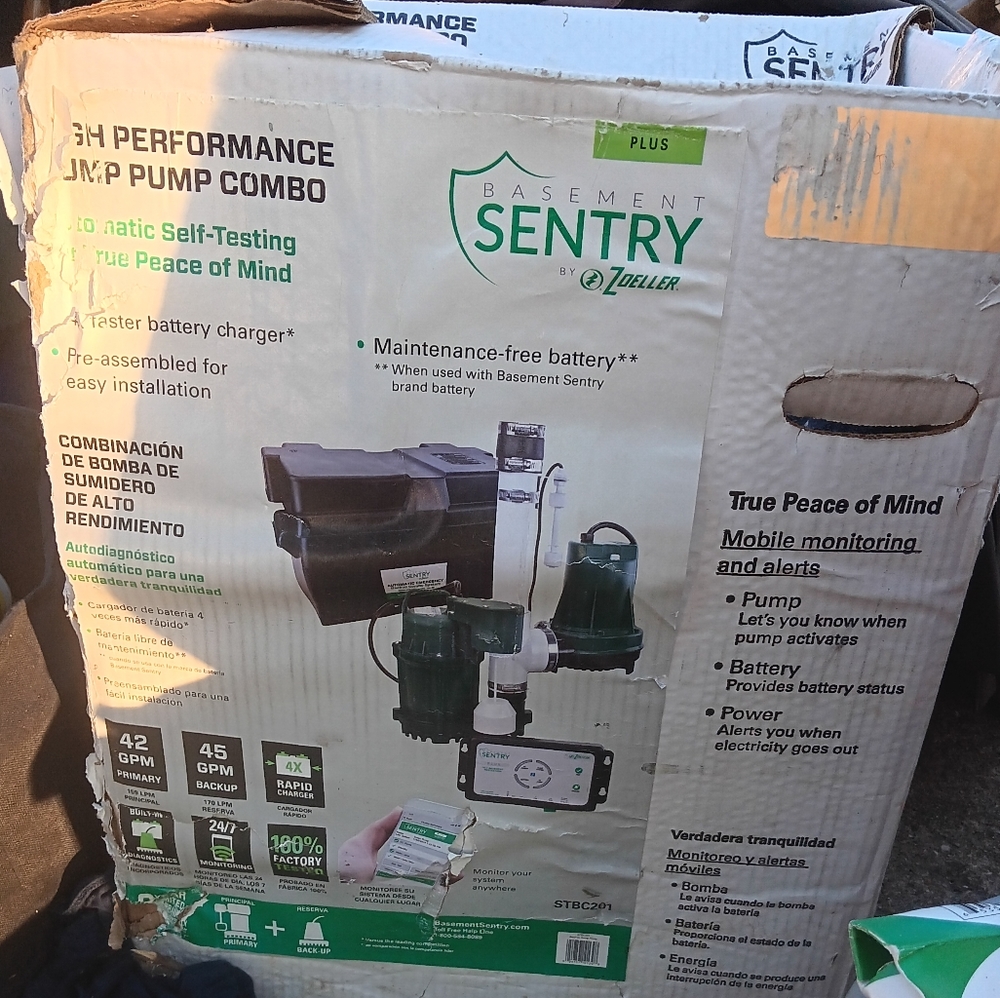Wifi Sentry Subpump System - Picture 2 of 2